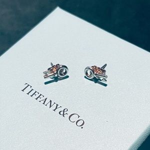 T&Co Sterling silver key studs